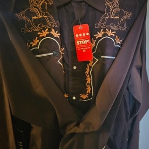 Cowboy dress shirt / Camisa de Vaquero Bordada- (NUEVA)